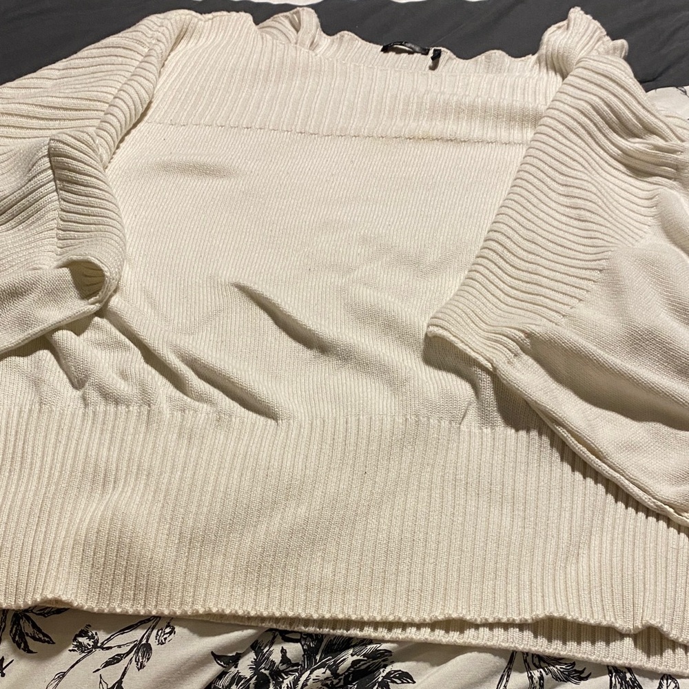 Daisy Fuentes Off-Shoulder Sweater in white